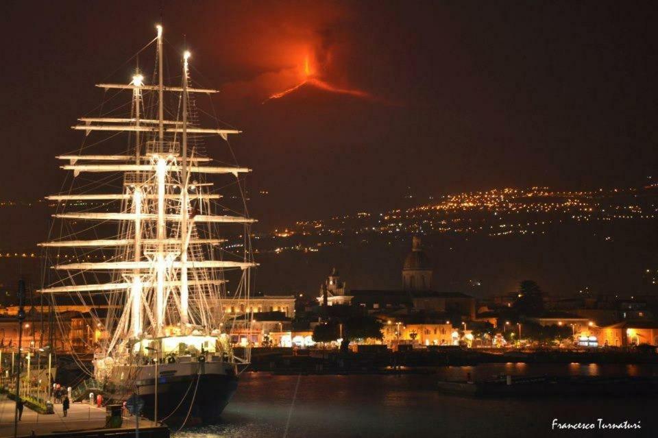ريبوسْتو House In Sicily Etna Beach المظهر الخارجي الصورة